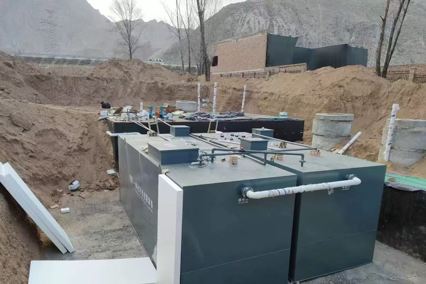 群英乡一体化污水处理设备
